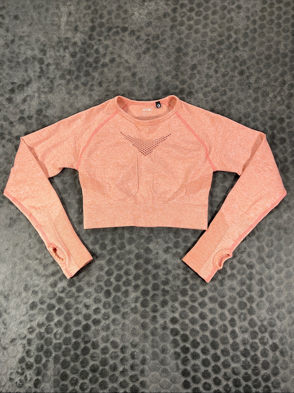 AYBL motion seamless long sleeve crop in peach marl